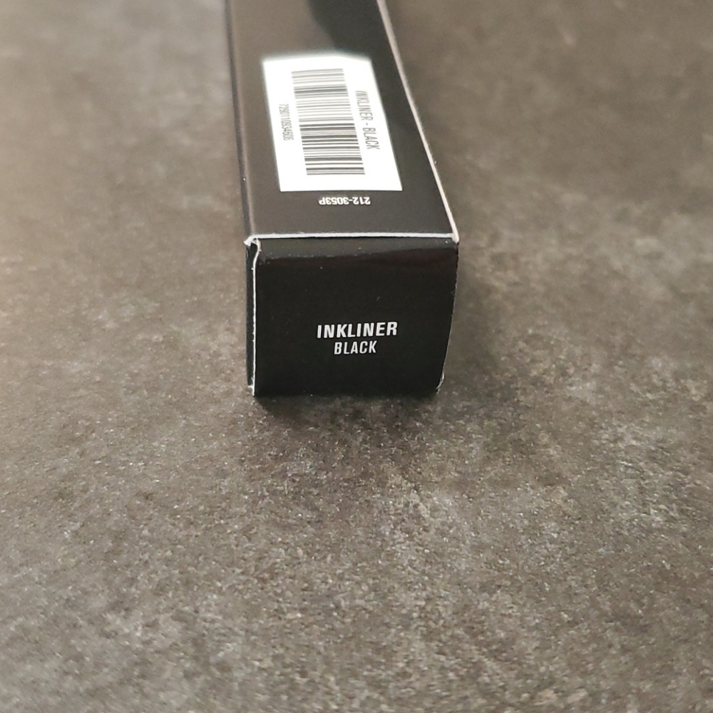 Full Size - Il Makiage Eyeliner Black 1.2ml - Picture 4 of 5